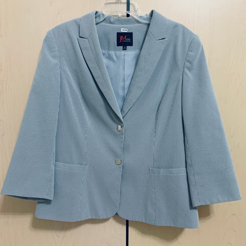 JM Studio Blazer Women's Size 16 Gray White Stripe 3/4 Sleeve Two‑Snap Front